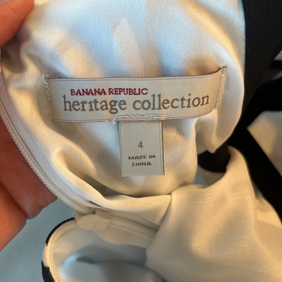 Printed black and white dress. Size 4 - Picture 4 of 4